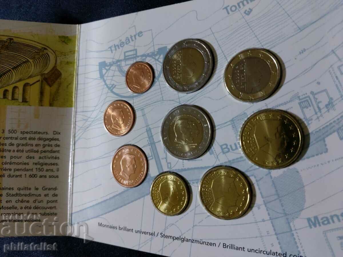 Luxemburg 2005 - Set complet de euro bancar + monedă de 2 euro cu preț 65.00 BGN | € 33.23 Luxemburg 2005 - Set complet de euro bancar + monedă de 2 euro cu preț 65.00 BGN | € 33.23