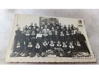 Photo Valchidrum Pupils of the 2nd grade with their teacher