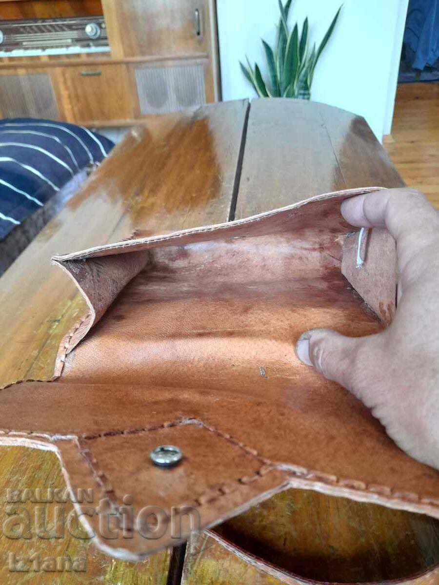 Geantă din piele bătrână - 7