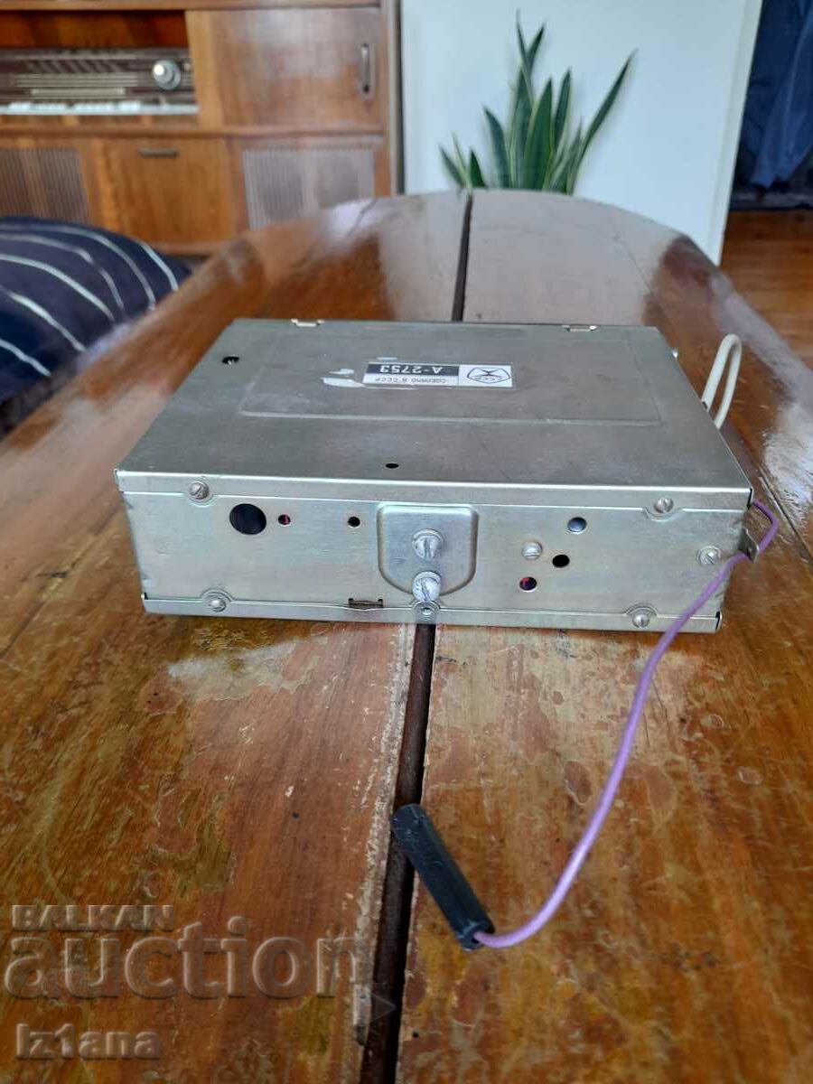 Old car radio, radio receiver A-2753 - 5 Old car radio, radio receiver A-2753 - 5