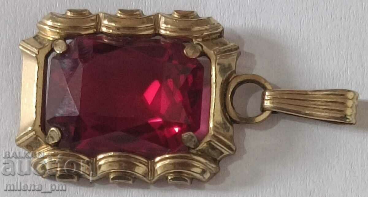 Auction Old gold plated pendant Auction Old gold plated pendant