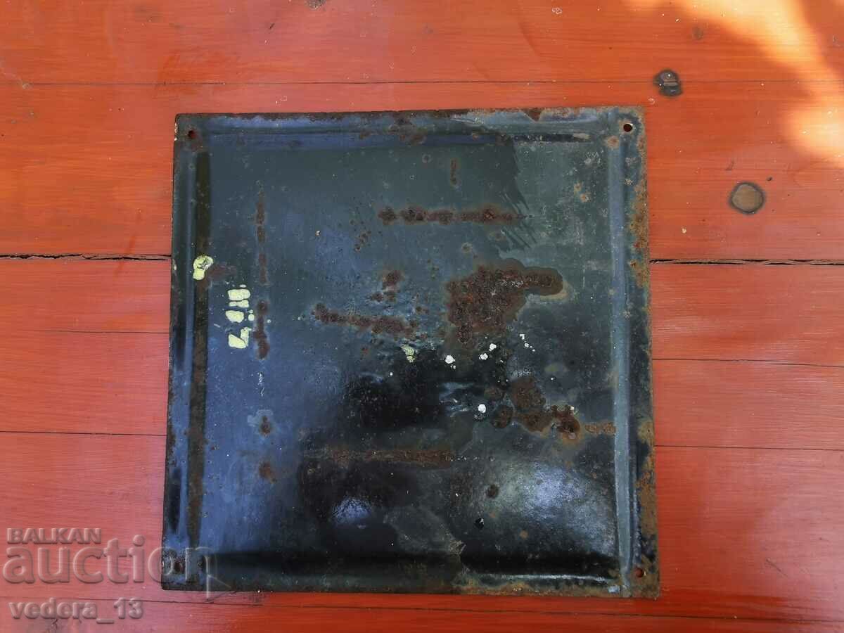 Auction OLD ENAMEL SIGN Auction OLD ENAMEL SIGN