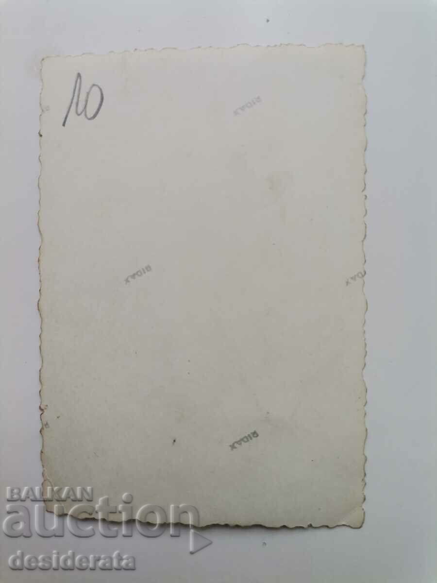 Old photograph with price 10.00 BGN | € 5.11 Old photograph with price 10.00 BGN | € 5.11