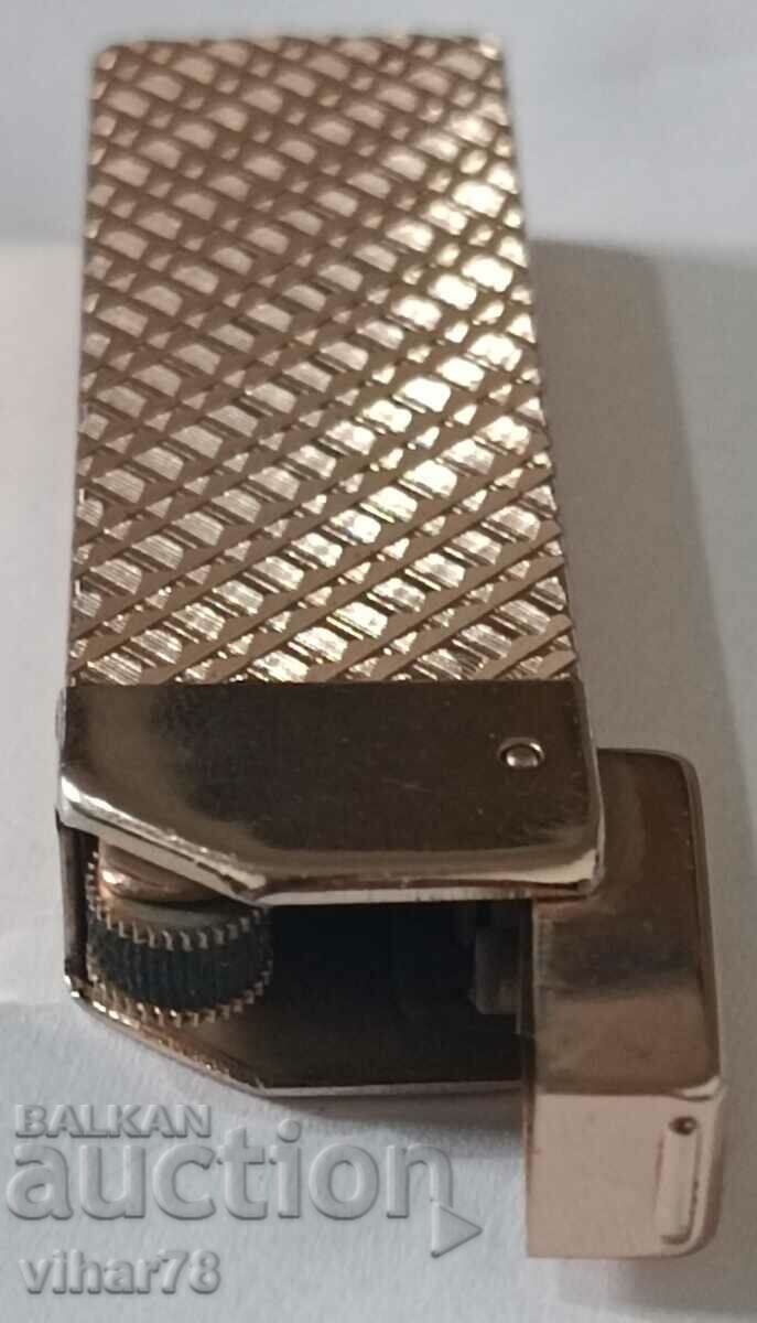 Delivery of GOLD PLATED ZENITH LIGHTER Delivery of GOLD PLATED ZENITH LIGHTER