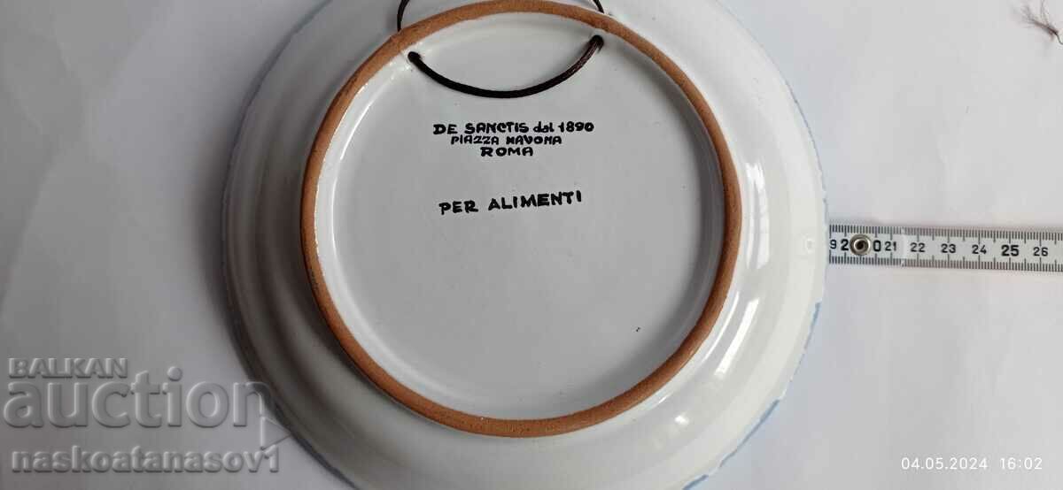 Auction  Collectible porcelain wall plate