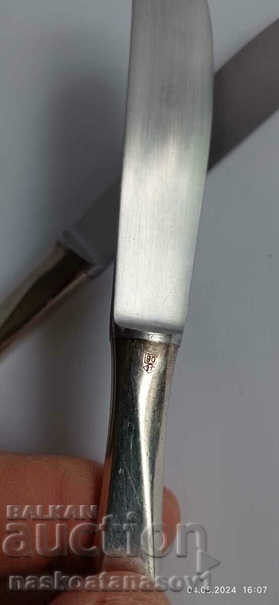 WMF dining knives with price 10.00 BGN | € 5.11 WMF dining knives with price 10.00 BGN | € 5.11