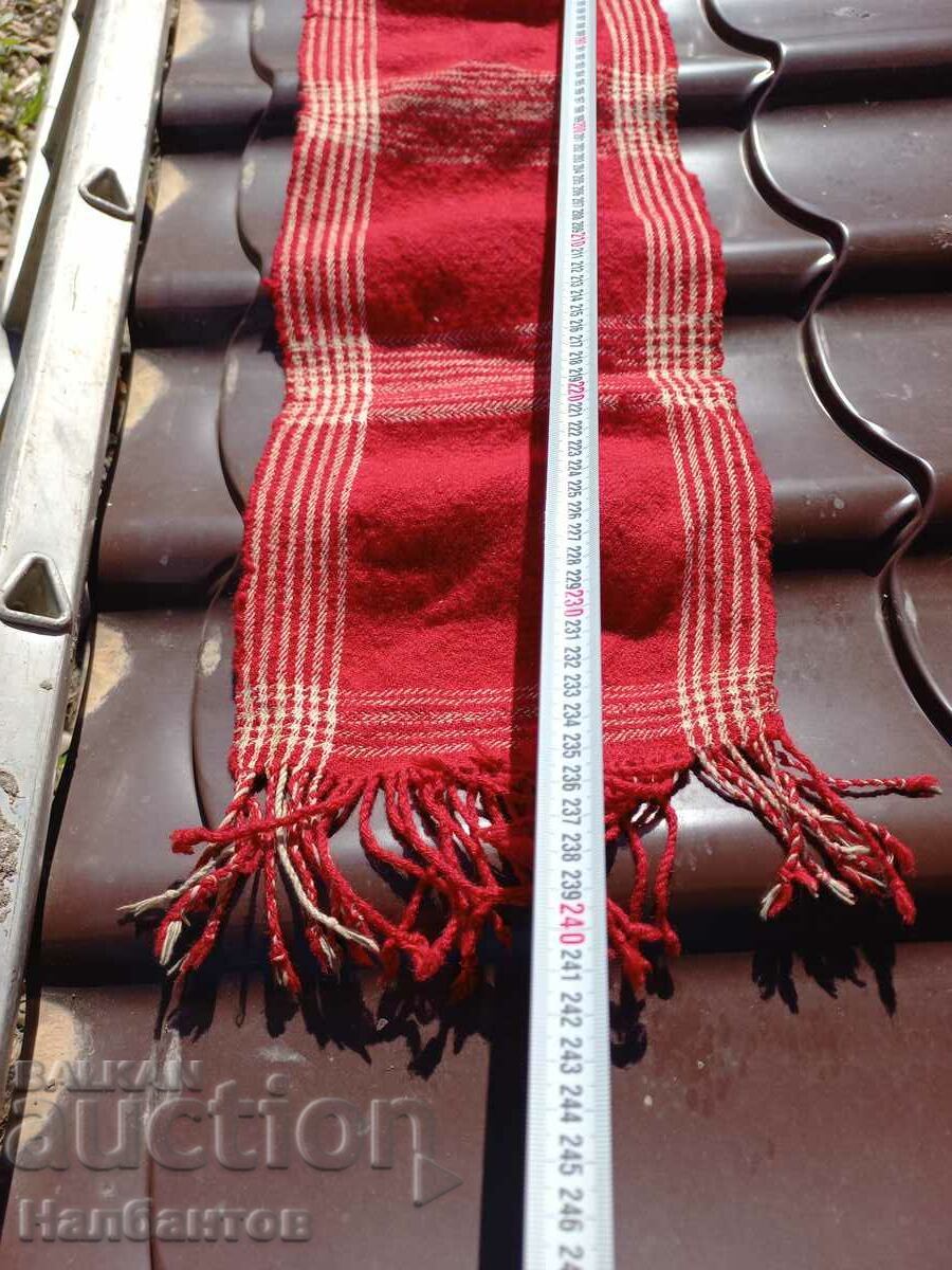 Auction  OLD WOOL RED BELT WEAR