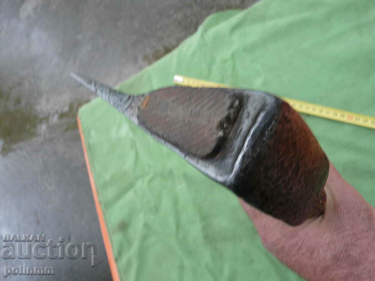 Delivery of Old Austrian Chopping Ax - 487