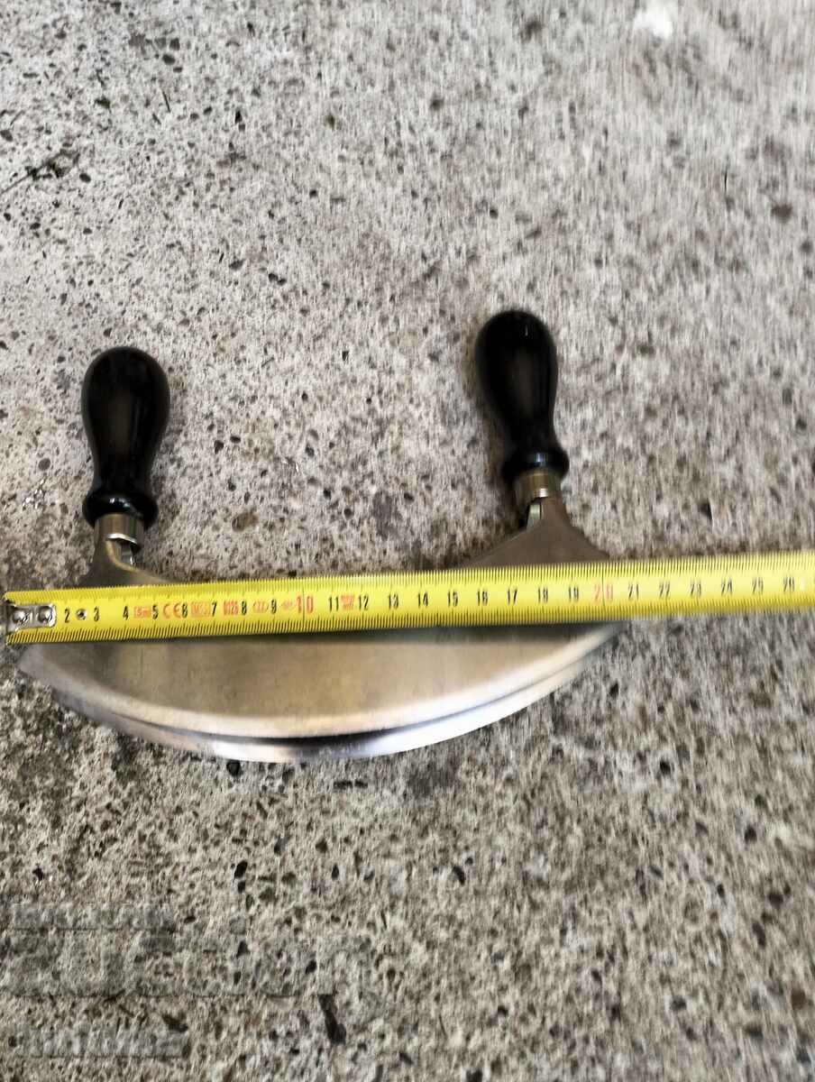 Auction  Knife for cutting herbs and spices