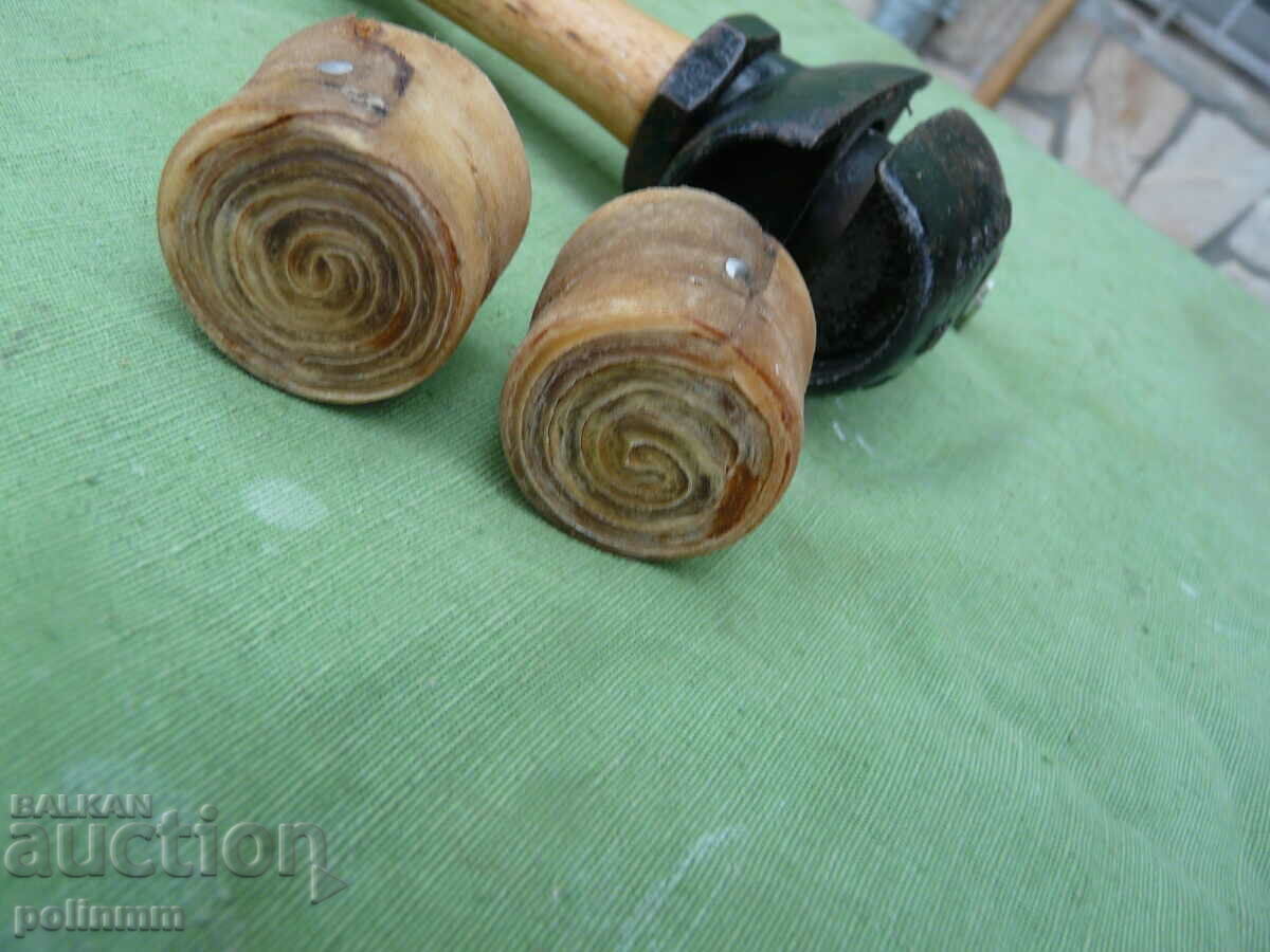 Quality Craftsman Hammer - 267 with price 120.00 BGN | € 61.36