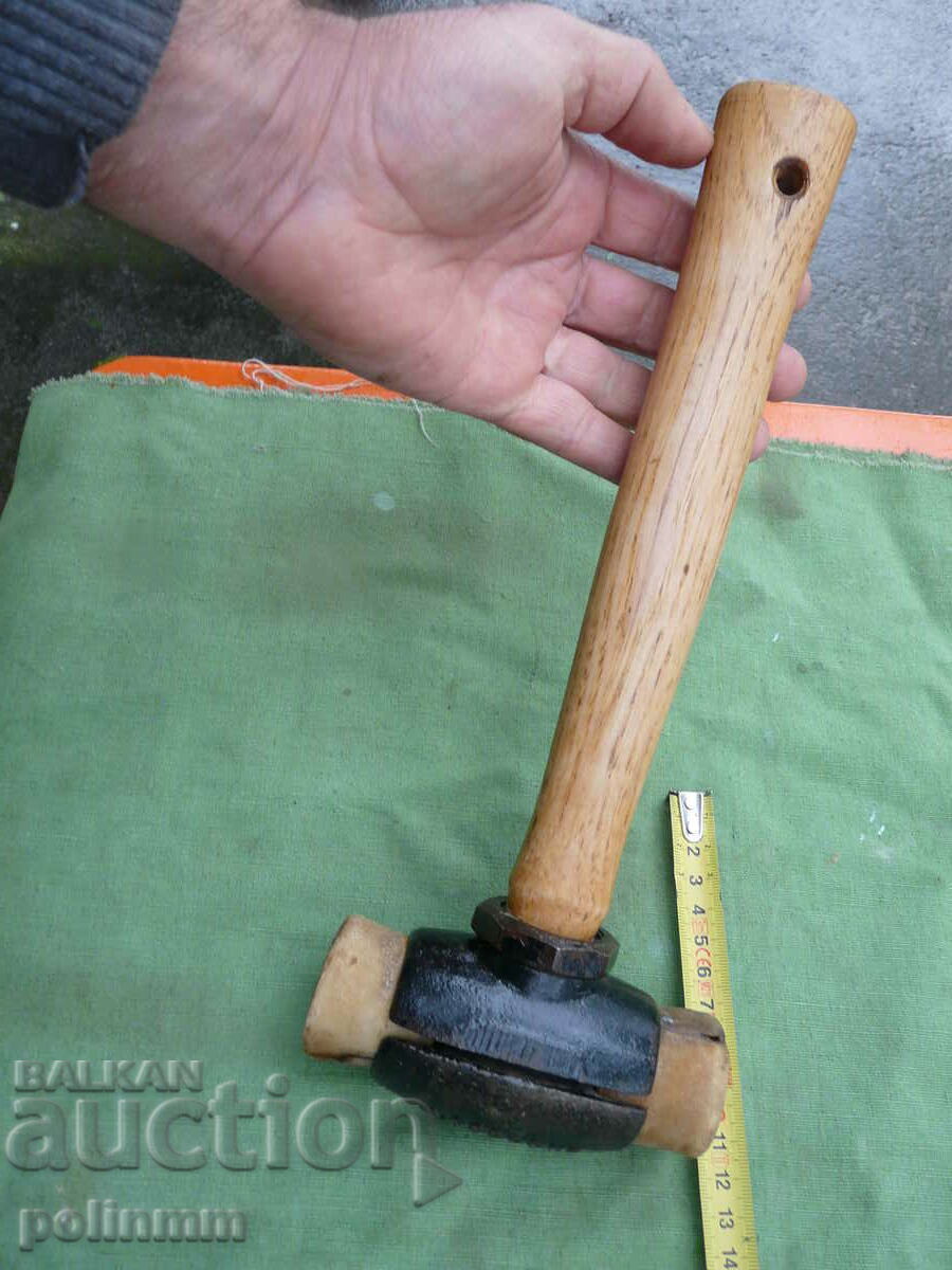 Delivery of Quality Craftsman Hammer - 267