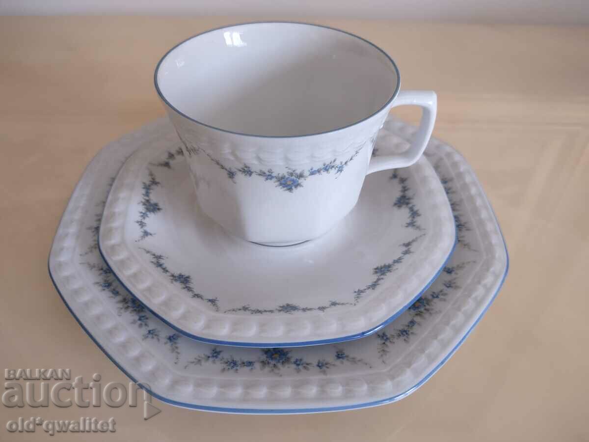 Porcelain tea/coffee service, for 6 people, Germany 1989 - 6 Porcelain tea/coffee service, for 6 people, Germany 1989 - 6