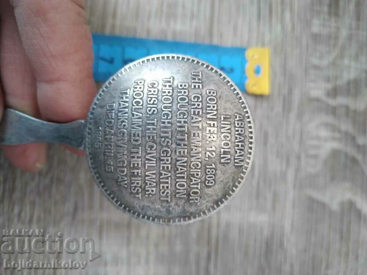 Livrarea LINGURĂ Nr. 16. O bucată Livrarea LINGURĂ Nr. 16. O bucată