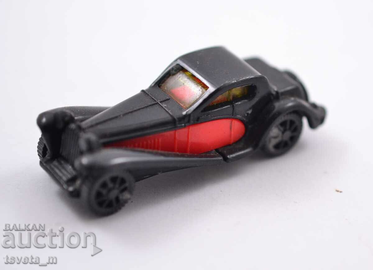 Chocolate egg trolley toy plastic with price 3.00 BGN | € 1.53 Chocolate egg trolley toy plastic with price 3.00 BGN | € 1.53