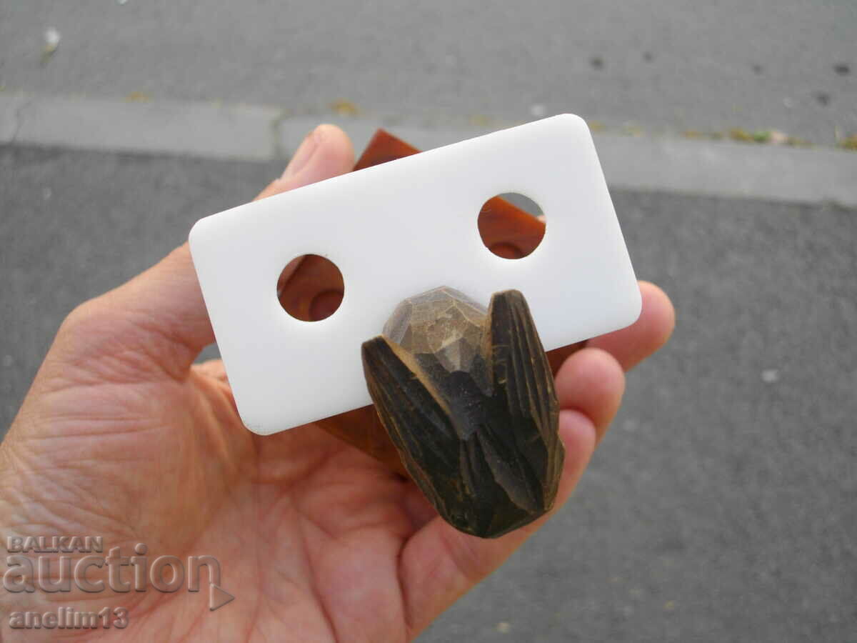 Auction  OLD OWL PENCIL WOOD CARVING