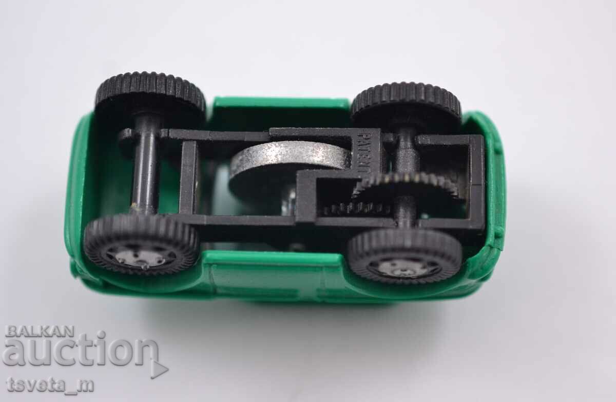 Delivery of Chocolate egg trolley toy plastic Delivery of Chocolate egg trolley toy plastic