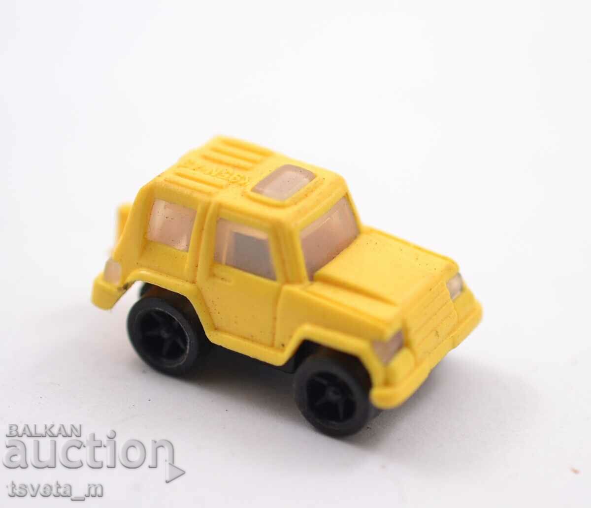 Chocolate egg trolley toy plastic with price 3.00 BGN | € 1.53 Chocolate egg trolley toy plastic with price 3.00 BGN | € 1.53