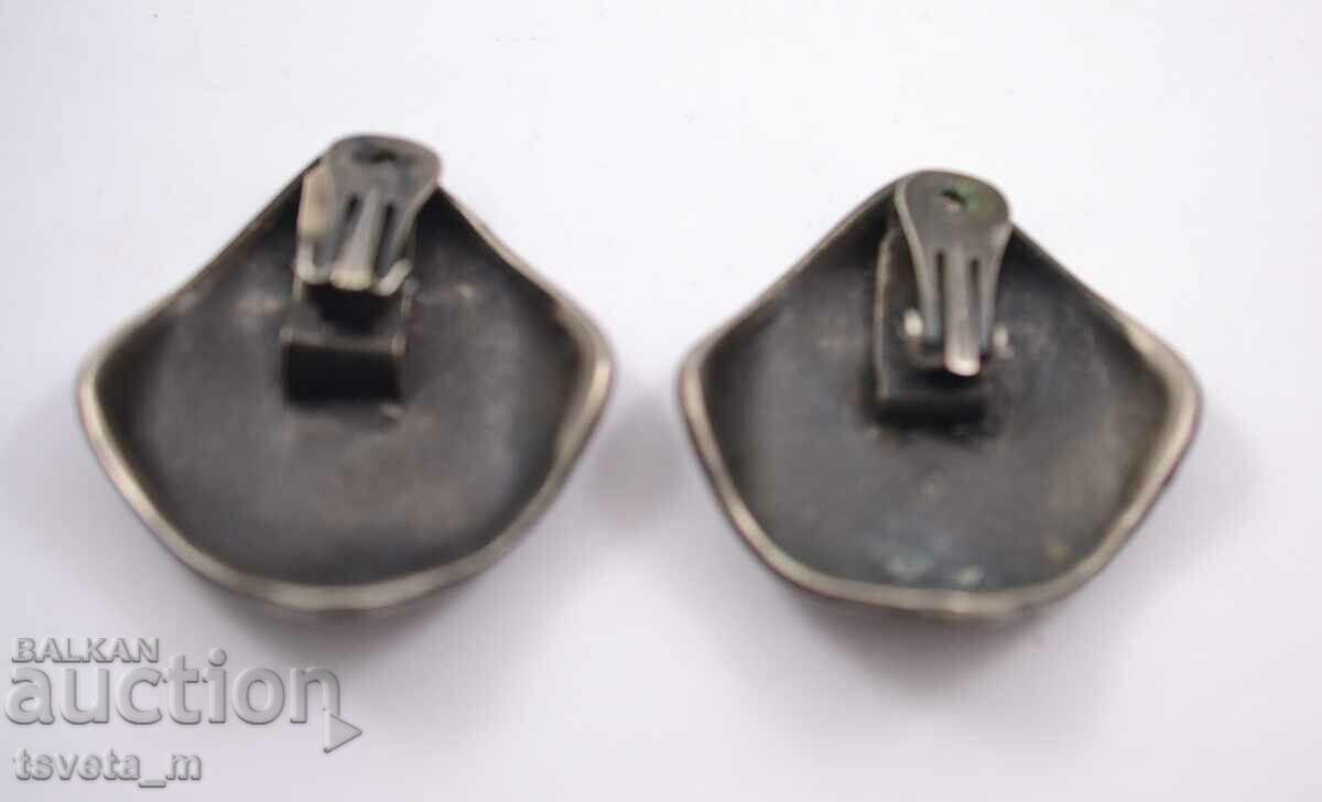 Σκουλαρίκια με κλιπ, κοσμήματα με τιμή 10.00 BGN | € 5.11 Σκουλαρίκια με κλιπ, κοσμήματα με τιμή 10.00 BGN | € 5.11