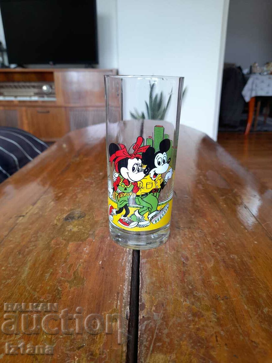 Стара чаша Мики Маус