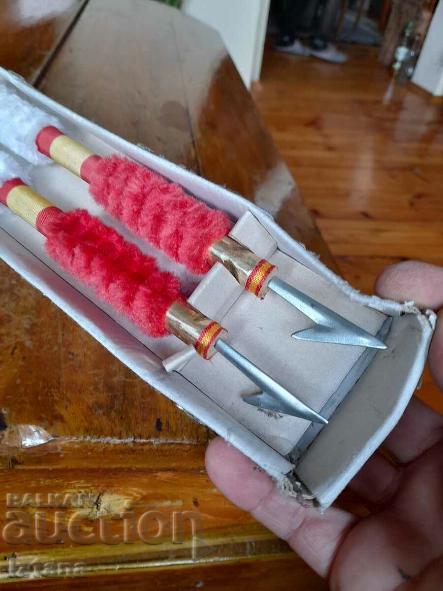 Auction Toreador arrows, spears Auction Toreador arrows, spears