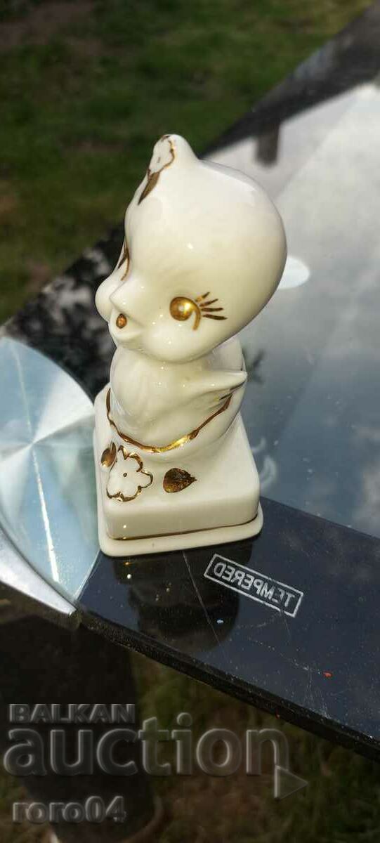 PORCELAIN CHICKEN - CAPODIMONTE - 5 PORCELAIN CHICKEN - CAPODIMONTE - 5