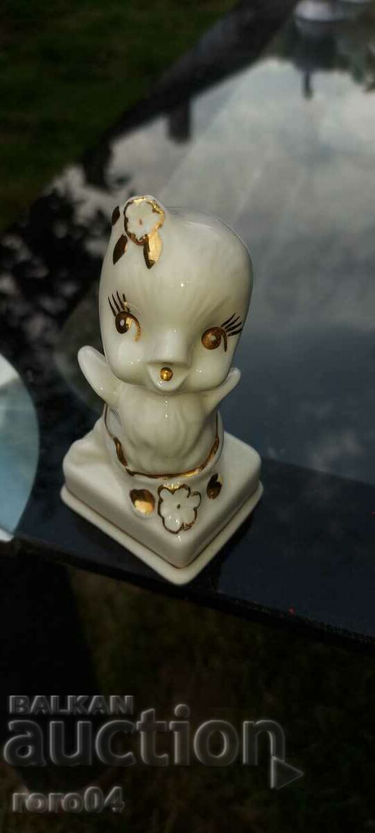 PORCELAIN CHICKEN - CAPODIMONTE - 7 PORCELAIN CHICKEN - CAPODIMONTE - 7