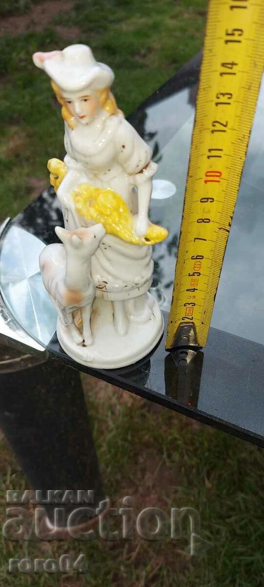 STATUETA DE PORCELAN - 5