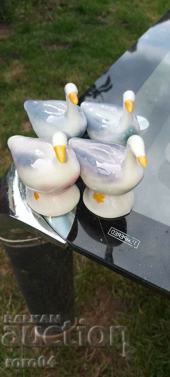 ПОРЦЕЛАНОВИ СТАТУЕТКИ - 4 БРОЯ - 6 ПОРЦЕЛАНОВИ СТАТУЕТКИ - 4 БРОЯ - 6