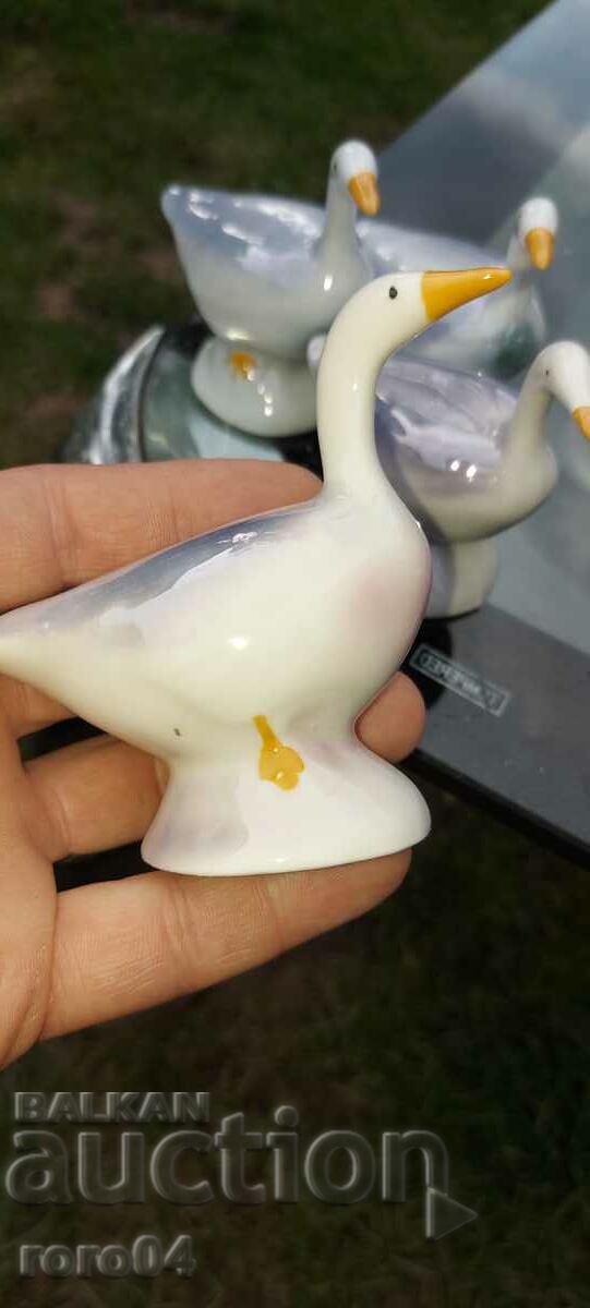 ПОРЦЕЛАНОВИ СТАТУЕТКИ - 4 БРОЯ - 7 ПОРЦЕЛАНОВИ СТАТУЕТКИ - 4 БРОЯ - 7