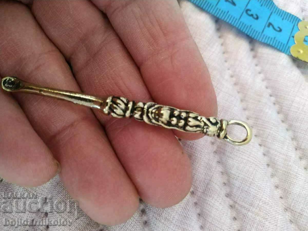 EAR CLEANING SPOON 1. Souvenir or...Brass. - 5 EAR CLEANING SPOON 1. Souvenir or...Brass. - 5