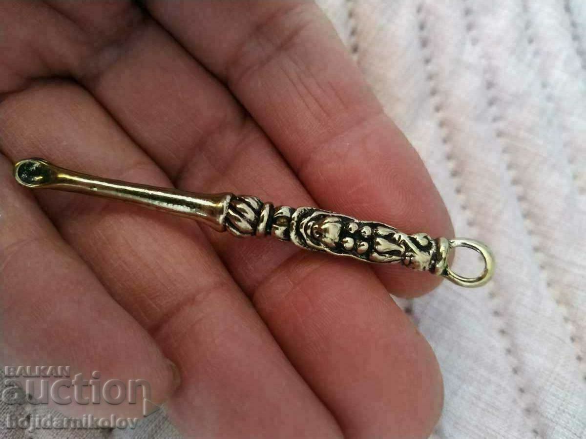 EAR CLEANING SPOON 1. Souvenir or...Brass.