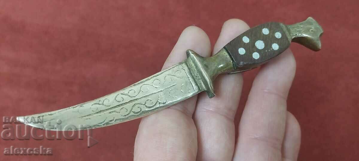 Collector's letter knife