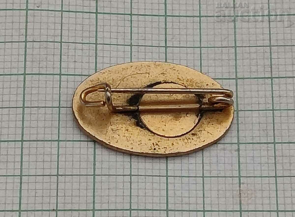 CUBA TERRITORIO LIBRE DE AMERICA BADGE EMAL cu preț 10.00 BGN | € 5.11 CUBA TERRITORIO LIBRE DE AMERICA BADGE EMAL cu preț 10.00 BGN | € 5.11