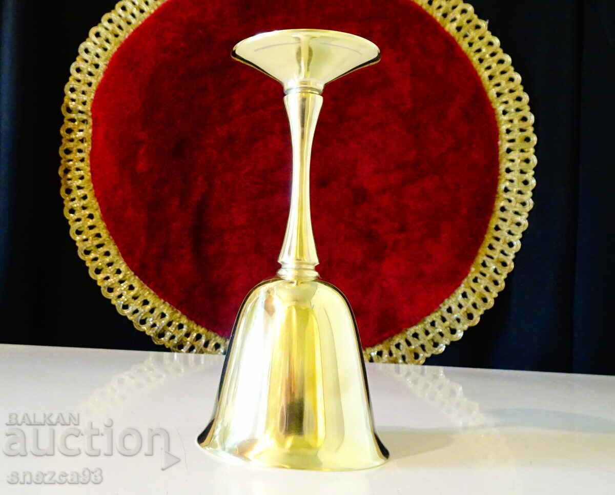 Bronze cup on Arga Lux stool. with price 25.00 BGN | € 12.78 Bronze cup on Arga Lux stool. with price 25.00 BGN | € 12.78