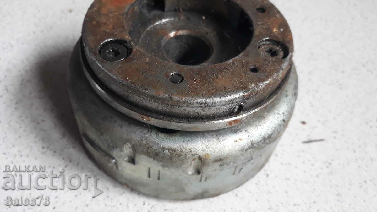 Flywheel for Honda XL 125 with price 30.00 BGN | € 15.34 Flywheel for Honda XL 125 with price 30.00 BGN | € 15.34