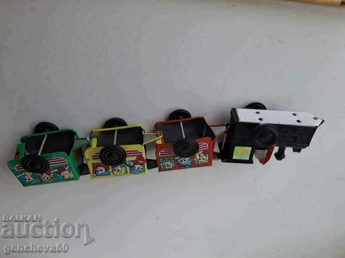 Mechanical tinplate old train with a bell - 5 Mechanical tinplate old train with a bell - 5