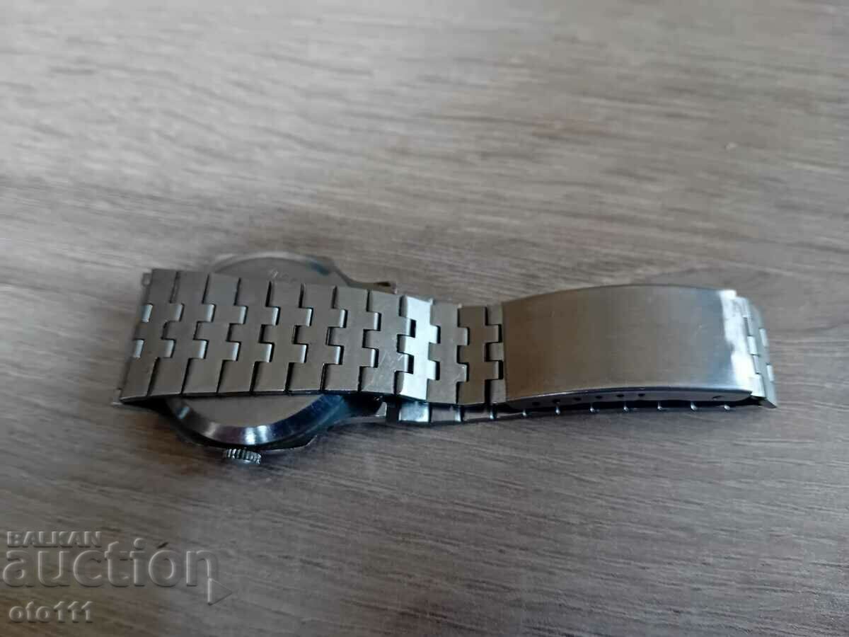 WATCH WIN - 5 WATCH WIN - 5