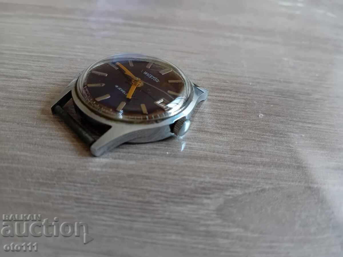 CLOCK EAST with price 60.00 BGN | € 30.68 CLOCK EAST with price 60.00 BGN | € 30.68