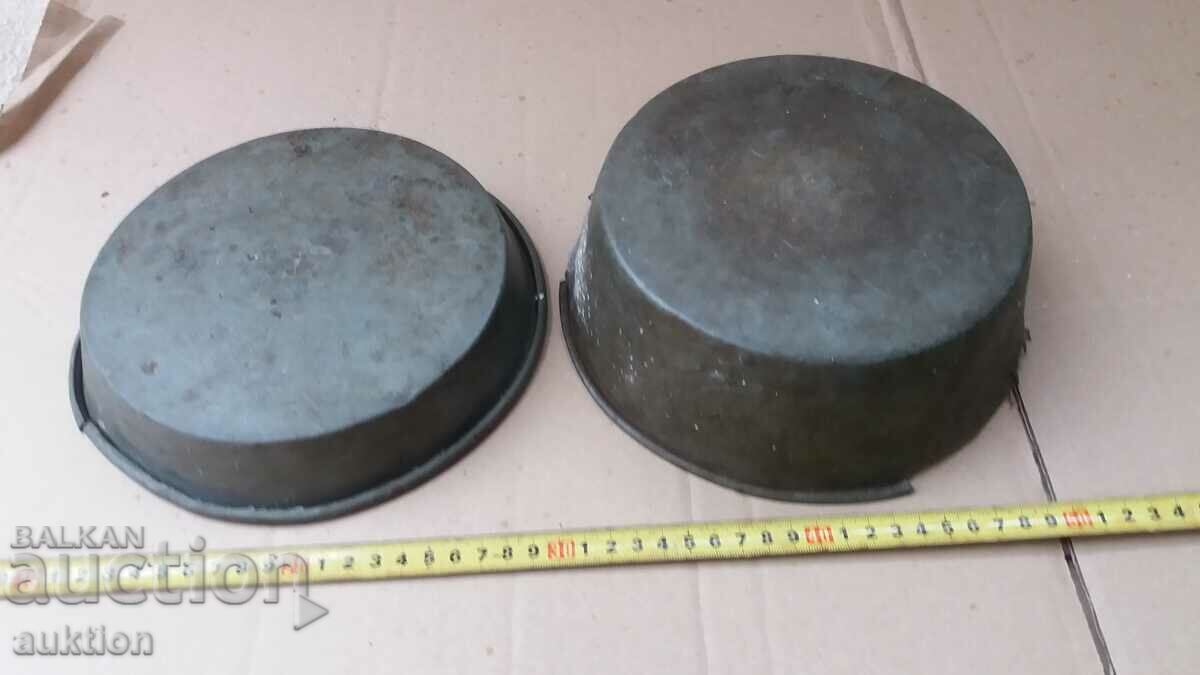 SET OF BRONZE BOWS FROM A SCALE, SCALES - 7