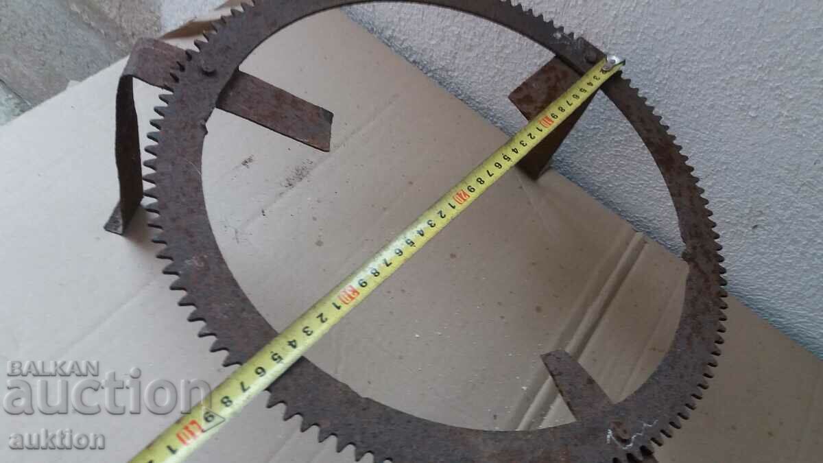 Delivery of OLD METAL PIROSTIA