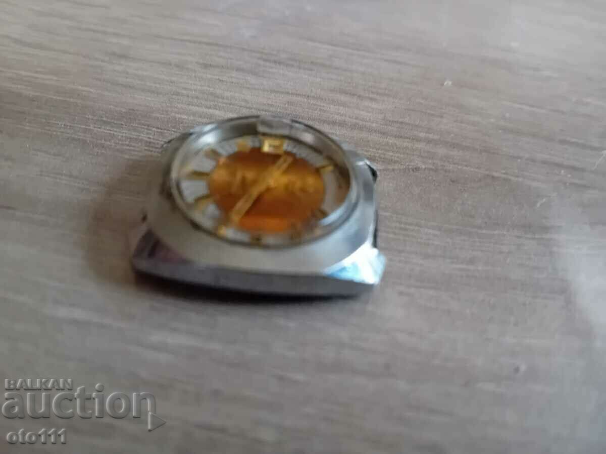 Auction WOMEN'S SWISS WATCH - VIALUX Auction WOMEN'S SWISS WATCH - VIALUX