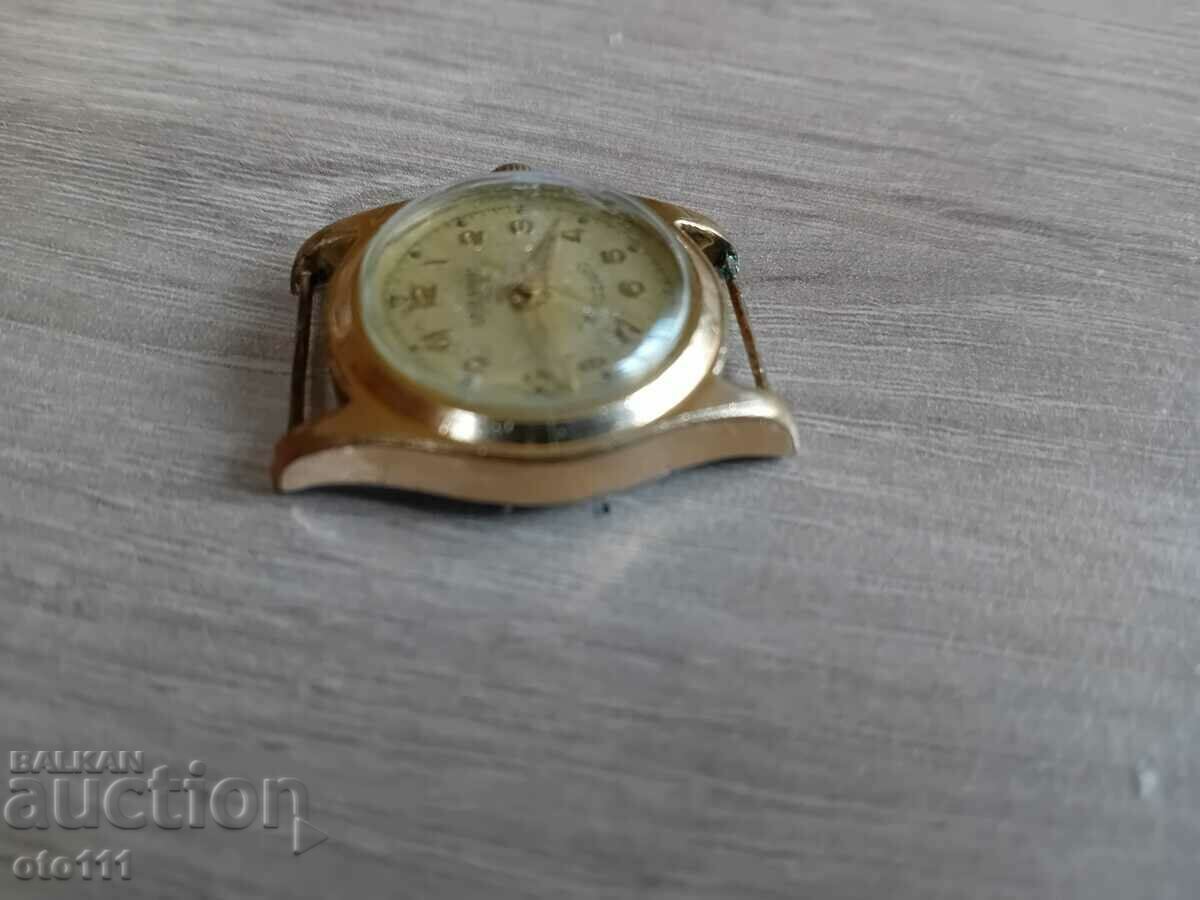 Delivery of WOMEN'S GOLDEN WATCH - LACO SPORT Delivery of WOMEN'S GOLDEN WATCH - LACO SPORT