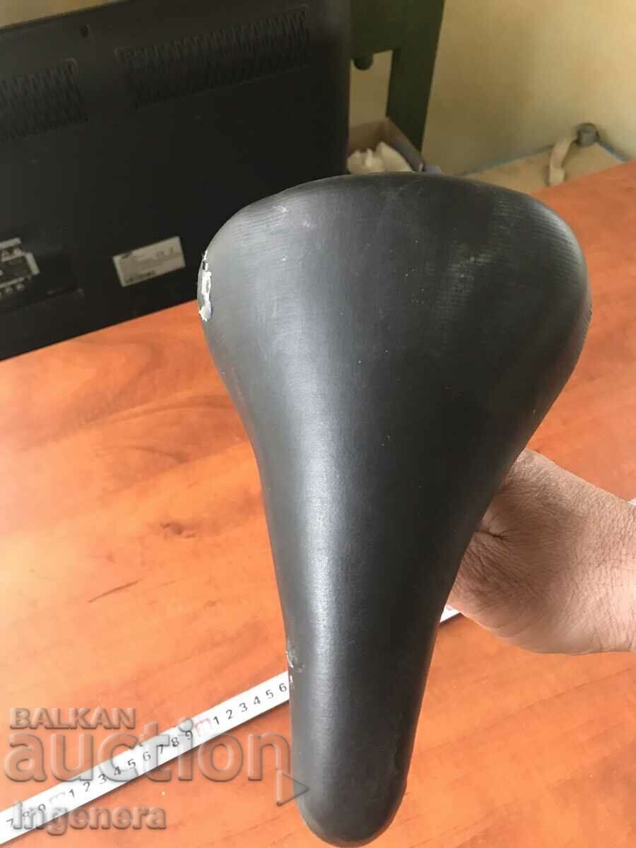 BICYCLE SEAT - 5