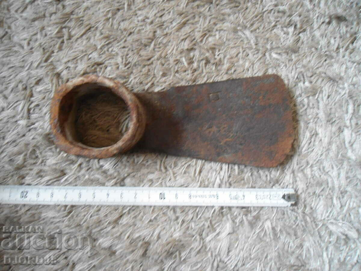 Παράδοση Παλιά σφυρήλατη λεπίδα, με σήμανση Παράδοση Παλιά σφυρήλατη λεπίδα, με σήμανση