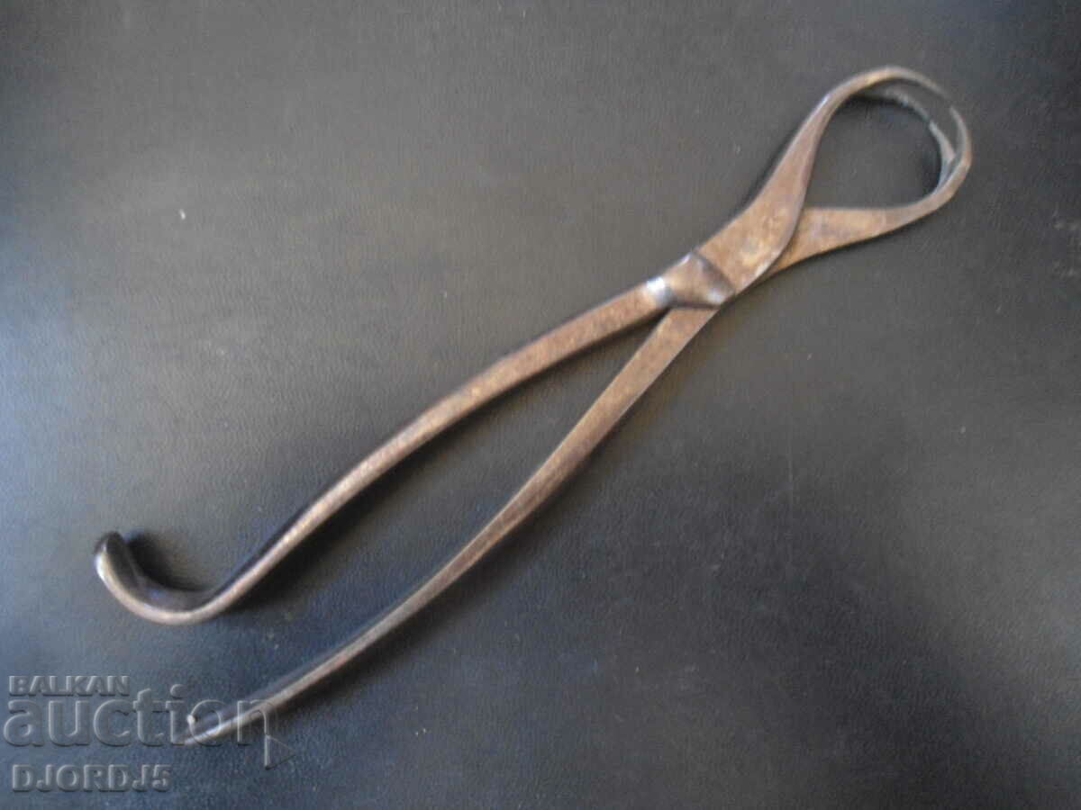 An old specialized tool