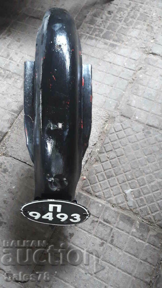 Rear fender with old bike number