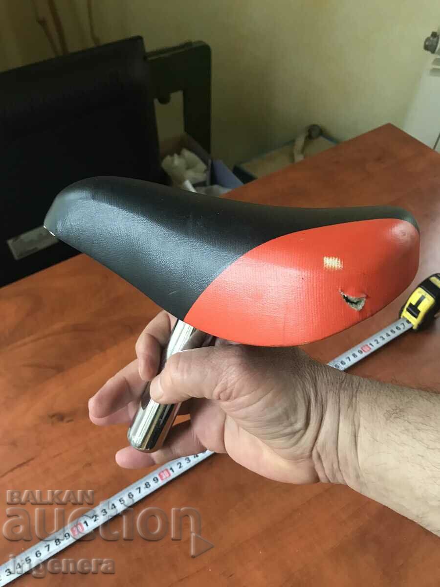 Delivery of BICYCLE SEAT Delivery of BICYCLE SEAT