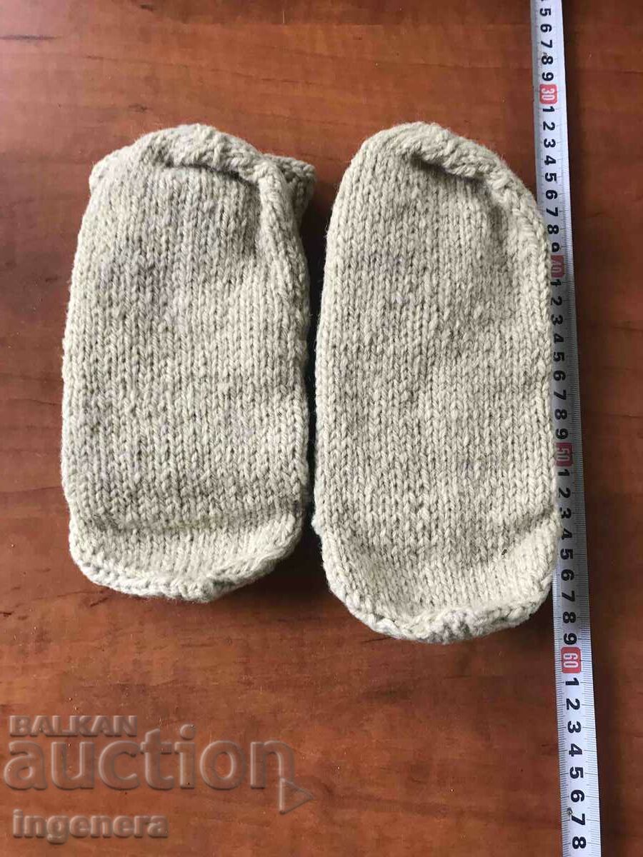 Auction  ETHNIC HAND KNIT WOOL SOCKS NEW