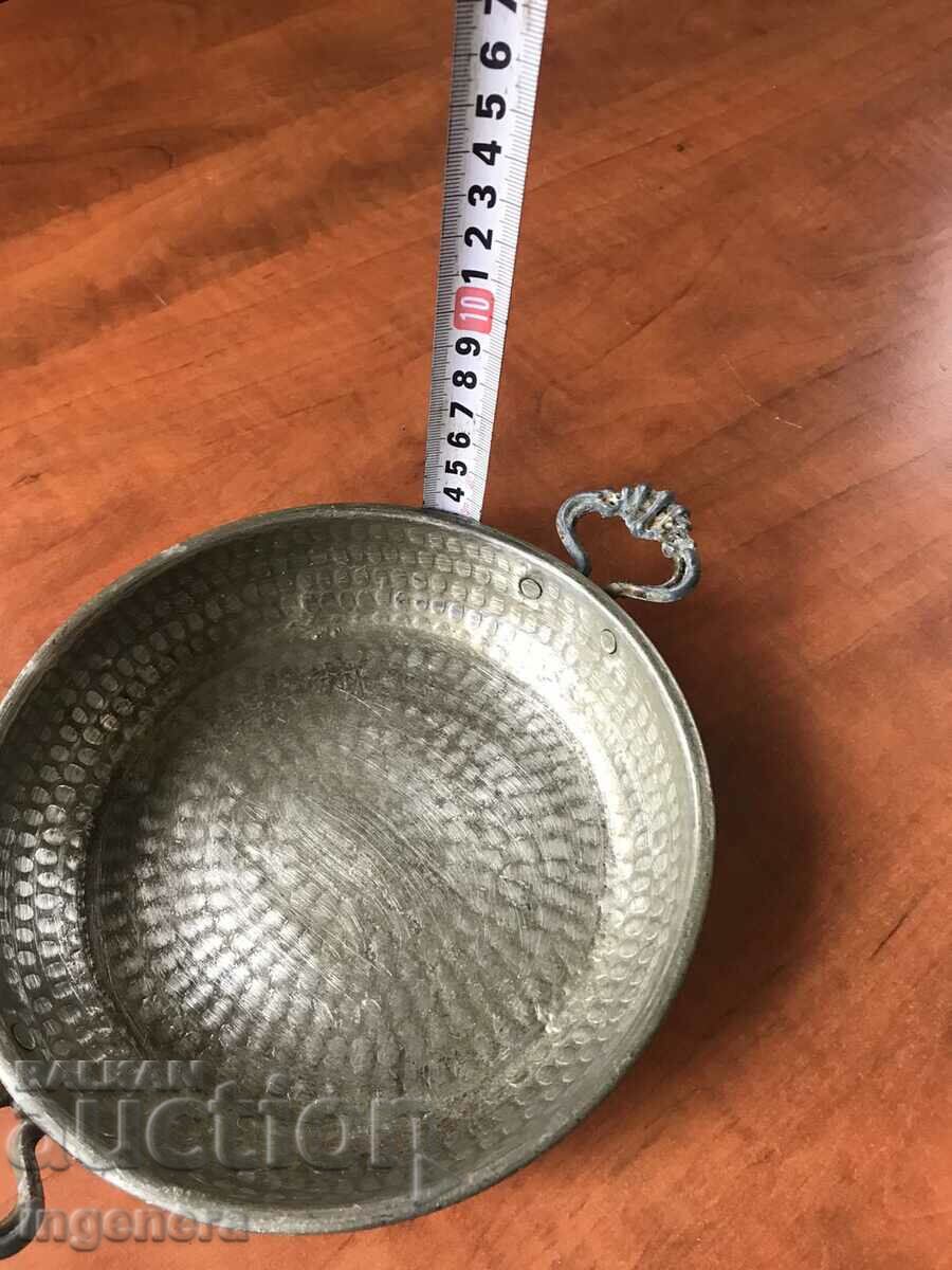 HONEY COPPER BAKE PAN ANTIQUE BREAD DISH with price 29.00 BGN | € 14.83 HONEY COPPER BAKE PAN ANTIQUE BREAD DISH with price 29.00 BGN | € 14.83