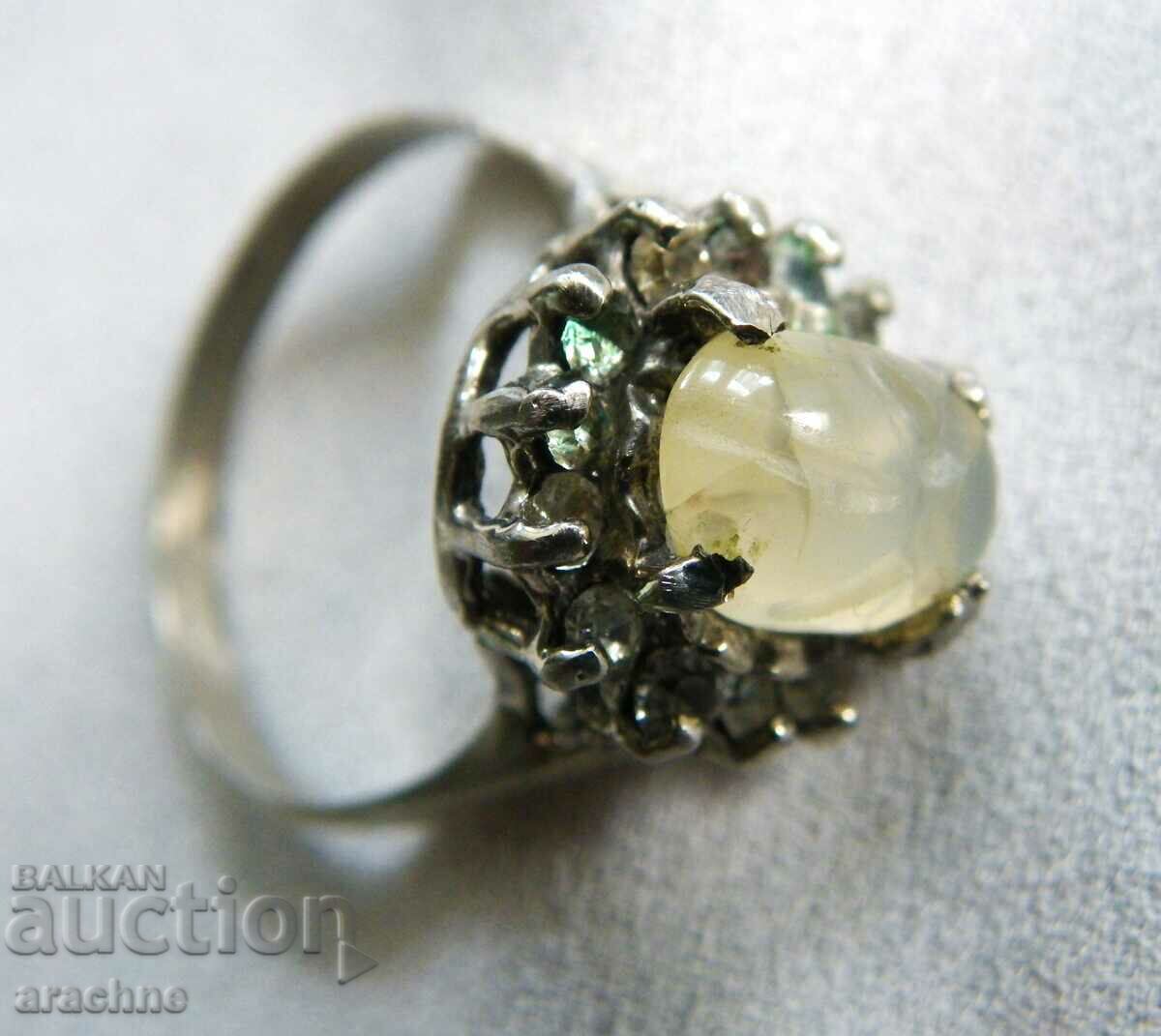 Delivery of Silver ring with mountain crystal scarab